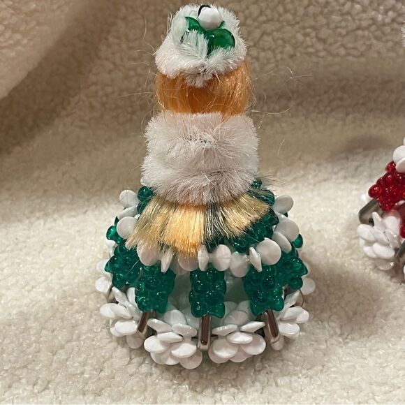 Vintage Handmade Beaded Christmas Safety-pin Dolls Set of 2 Red Green - Picture 5 of 15